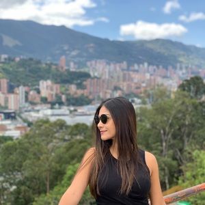 Meet your Posher, Natalia